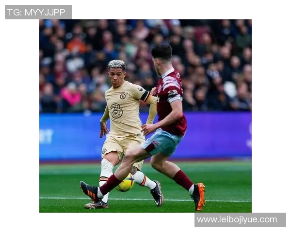 英超激战:AC米兰6-2大胜皇马补时绝杀点燃全场热情